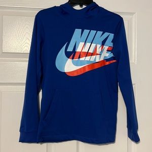 Nike T-Shirt Hoodie